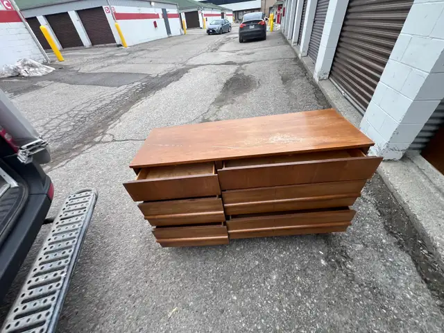 Free delivery used antique Wooden Dresser with 6 Drawers - Photo 7