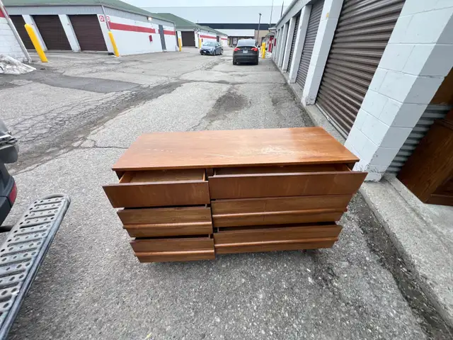 Free delivery used antique Wooden Dresser with 6 Drawers - Photo 8