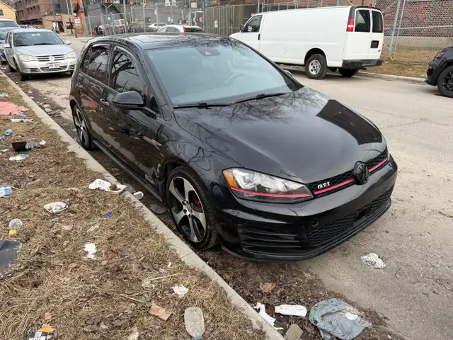 2016 Volkswagen Golf GTI - Photo 4