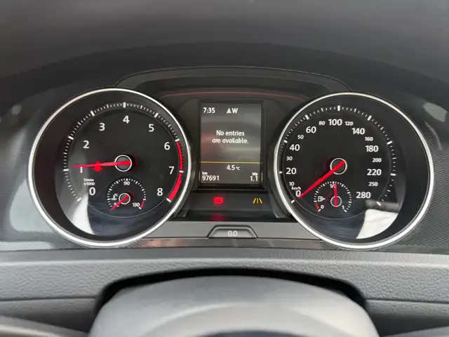 2016 Volkswagen Golf GTI - Photo 12