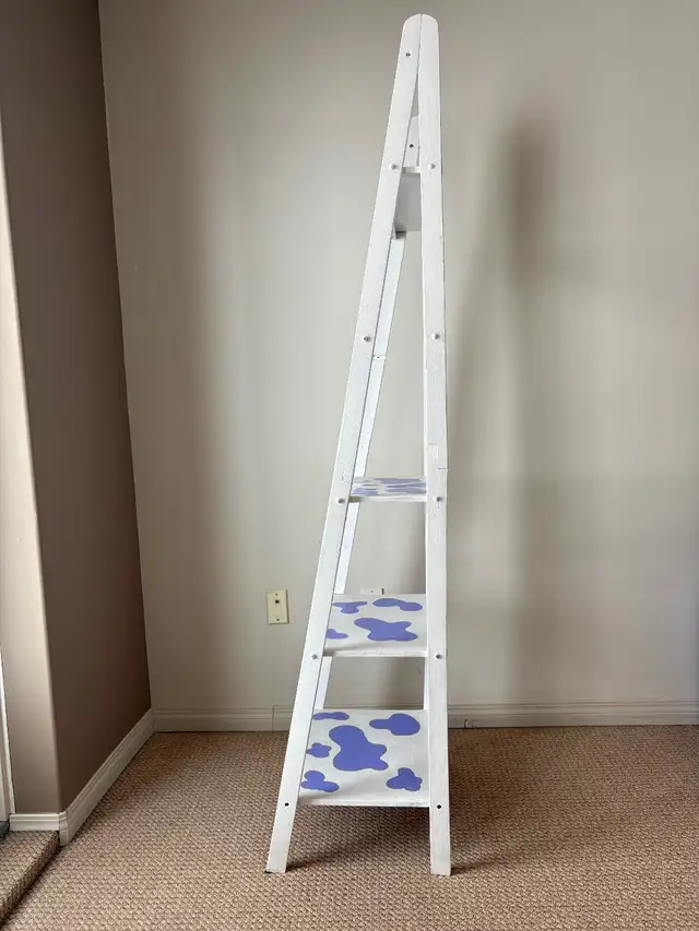 CHEAP move out sale  Desk, chairs, end table, coffee table - Photo 7