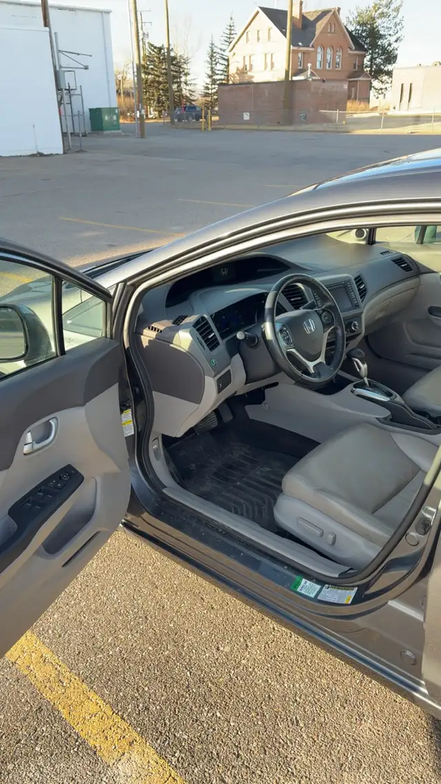 2012 Honda Civic EX-L - Photo 8