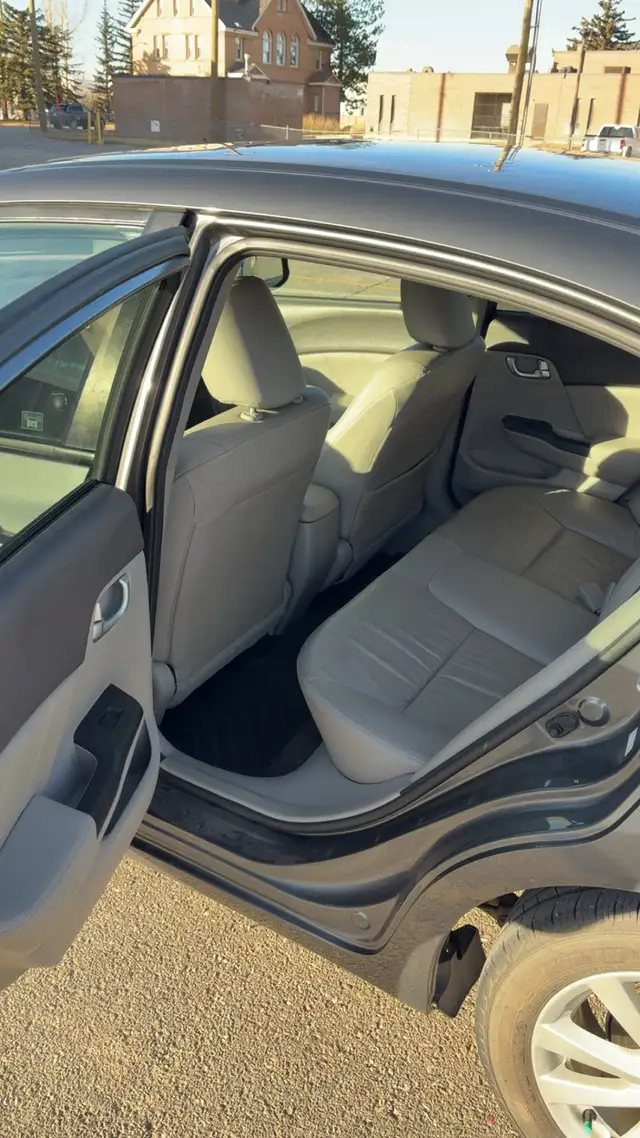 2012 Honda Civic EX-L - Photo 10
