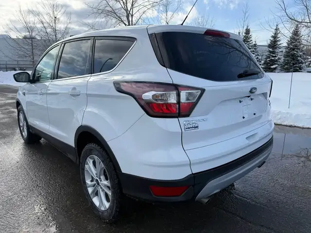 2017 Ford Escape 2017 FORD ESCAPE  , 4X4 ,  AUTOMATIQUE  ,  4 CY - Photo 3