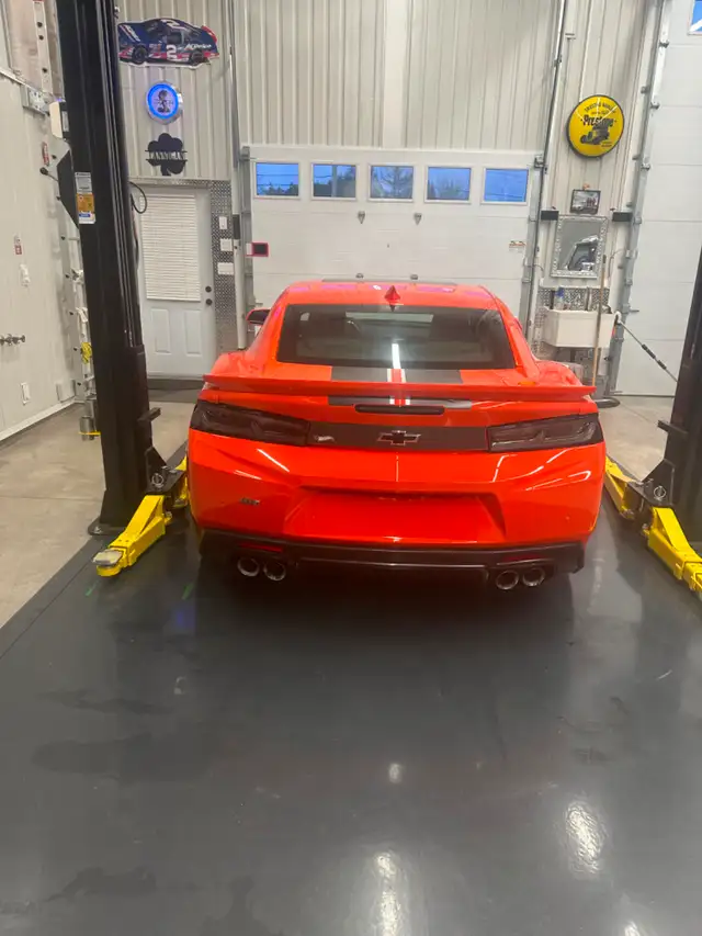 2018 Camaro SS Hot Wheels Edition - Photo 2