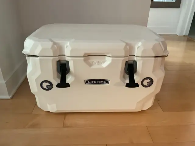 Glacière Lifetime 65