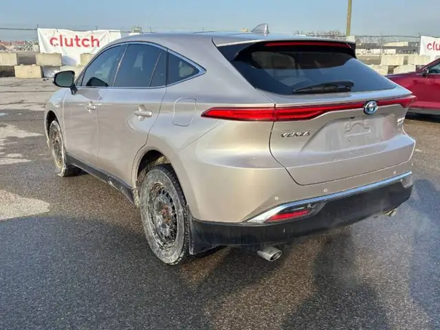 2021 Toyota Venza Toyota Warranty l Limited l Hybrid l AWD l 1 O - Photo 7