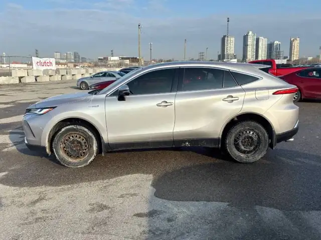 2021 Toyota Venza Toyota Warranty l Limited l Hybrid l AWD l 1 O - Photo 8
