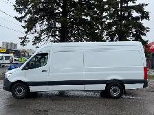 2025 Mercedes-Benz Sprinter 2500 Extended - Photo 4