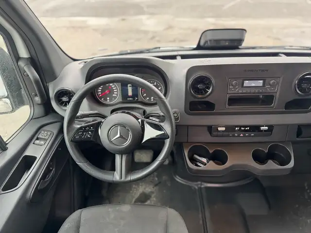 2025 Mercedes-Benz Sprinter 2500 Extended - Photo 15