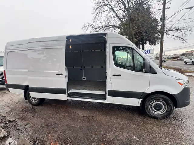 2025 Mercedes-Benz Sprinter 2500 Extended - Photo 23