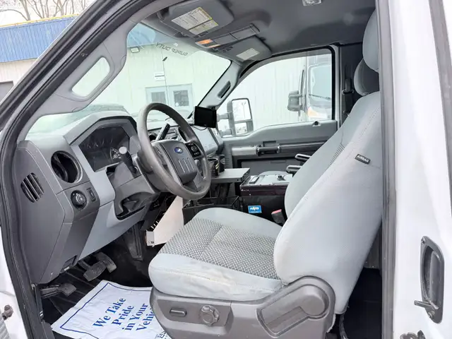 2014 Ford F-350 - Photo 11