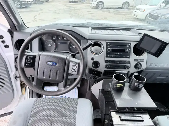 2014 Ford F-350 - Photo 13