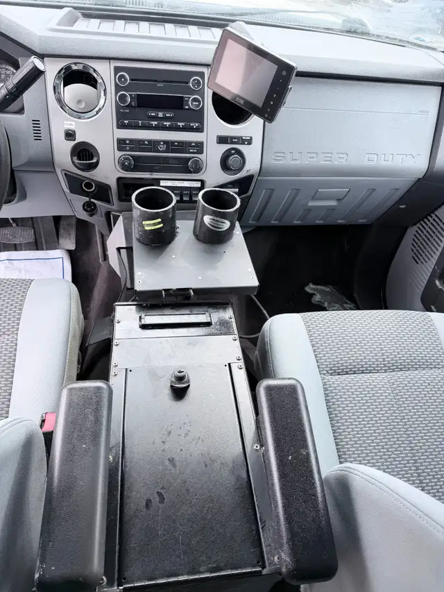 2014 Ford F-350 - Photo 17