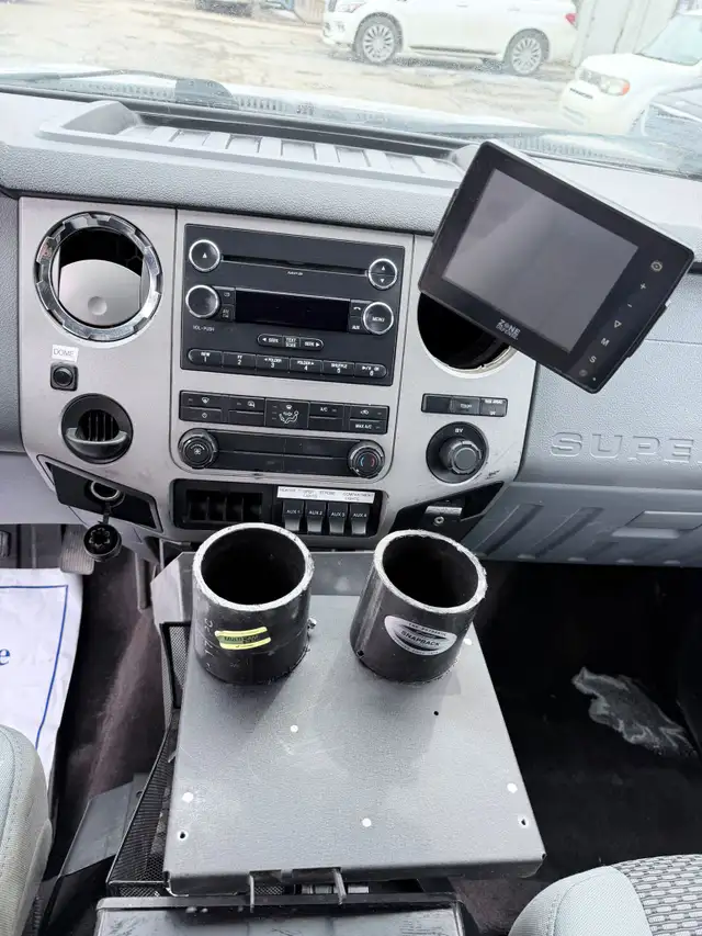 2014 Ford F-350 - Photo 18