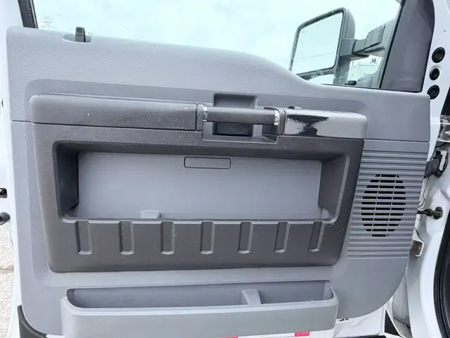 2014 Ford F-350 - Photo 23