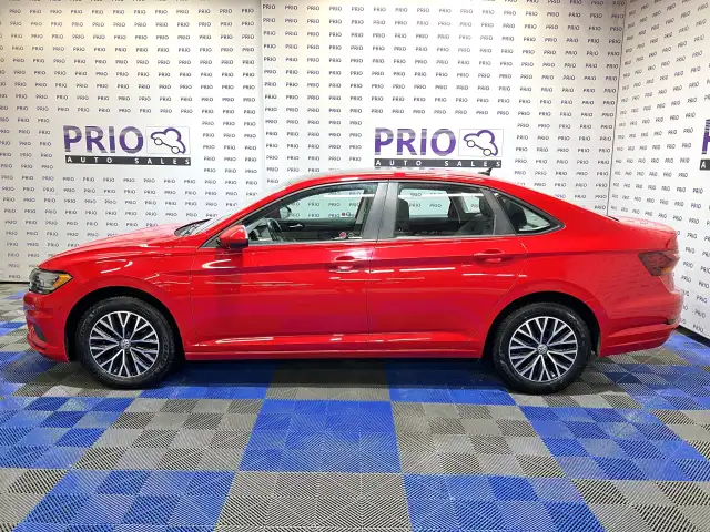 2019 Volkswagen Jetta - Photo 2
