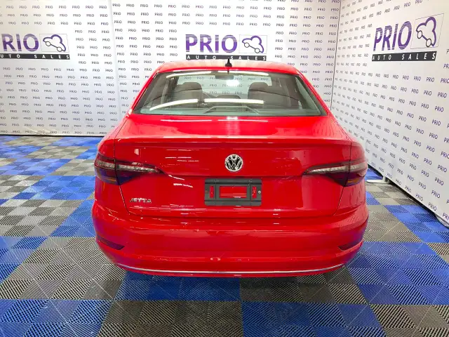 2019 Volkswagen Jetta - Photo 4