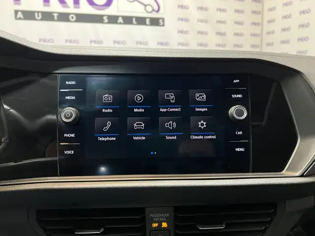 2019 Volkswagen Jetta - Photo 24