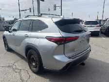 2021 Toyota Highlander Limited JUST LANDED! - Photo 11