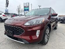 2021 Ford Escape SEL SEL AWD, Leather, Pano Roof! - Photo 3