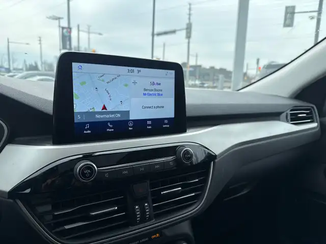 2021 Ford Escape SEL SEL AWD, Leather, Pano Roof! - Photo 19