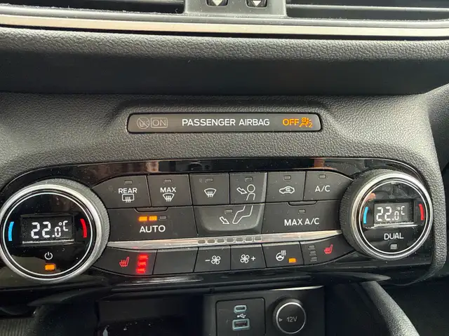 2021 Ford Escape SEL SEL AWD, Leather, Pano Roof! - Photo 21
