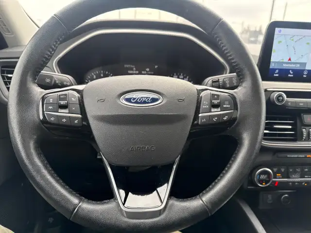 2021 Ford Escape SEL SEL AWD, Leather, Pano Roof! - Photo 23