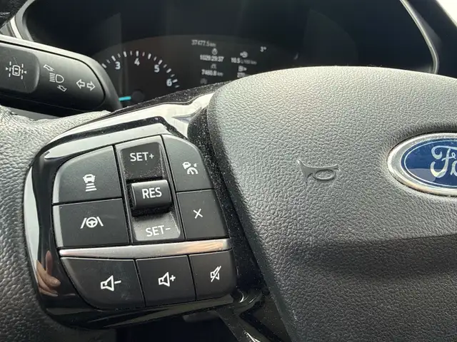 2021 Ford Escape SEL SEL AWD, Leather, Pano Roof! - Photo 24