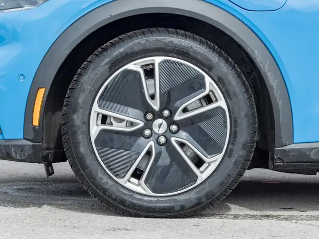 2022 Ford Mustang Mach-E Select AWD / LEATHER SEATS/ NAVIGATION - Photo 6