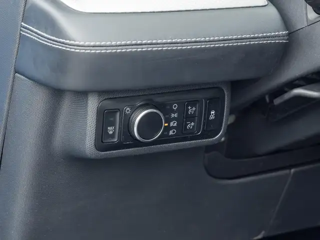 2022 Ford Mustang Mach-E Select AWD / LEATHER SEATS/ NAVIGATION - Photo 18