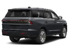 2026 Lincoln Navigator - Photo 2