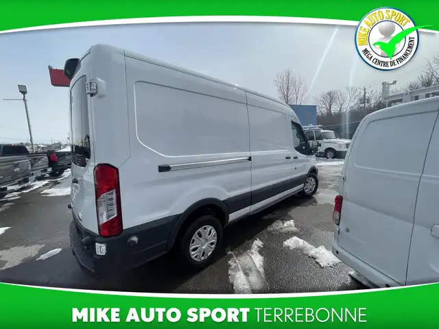 Ford Transit fourgon utilitaire T-250 toit moyen 148 po PNBV de - Photo 6