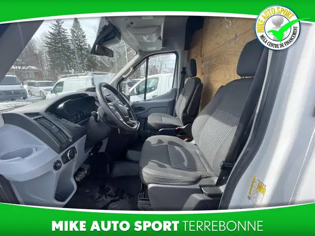 Ford Transit fourgon utilitaire T-250 toit moyen 148 po PNBV de - Photo 8