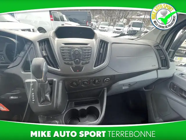 Ford Transit fourgon utilitaire T-250 toit moyen 148 po PNBV de - Photo 11