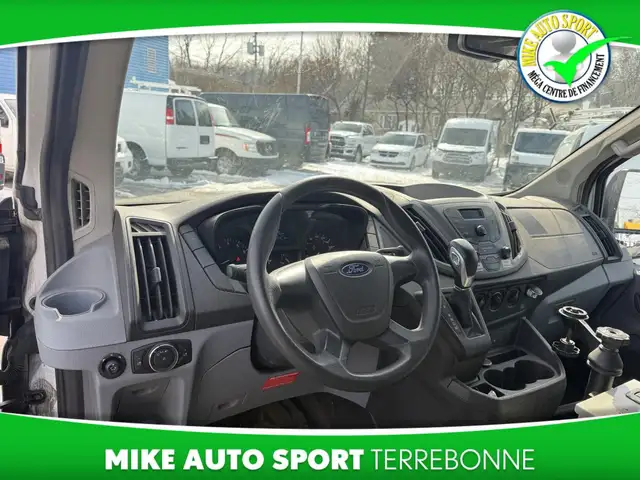 Ford Transit T-150 PA toit moyen 148 po 9 500 lb 2016 ! Tres bas - Photo 8