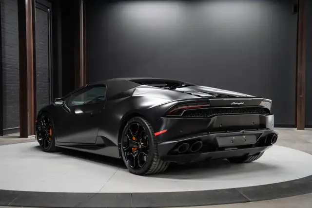 2016 Lamborghini Huracan LP 610-4 Spyder | Matte Black Wrap - Photo 18