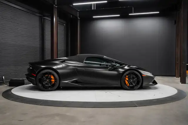 2016 Lamborghini Huracan LP 610-4 Spyder | Matte Black Wrap - Photo 22