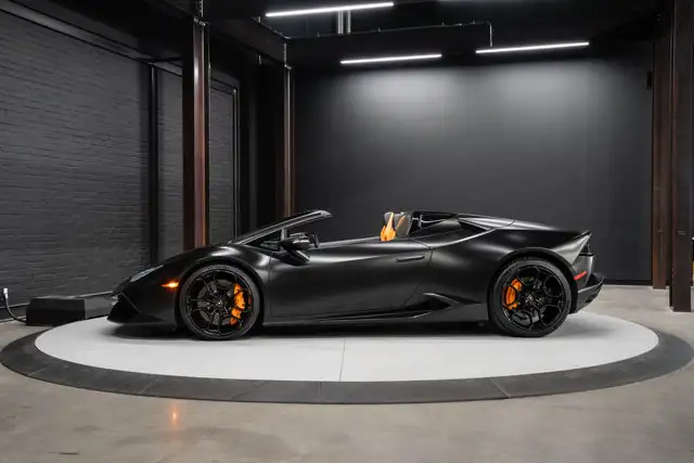 2016 Lamborghini Huracan LP 610-4 Spyder | Matte Black Wrap - Photo 32