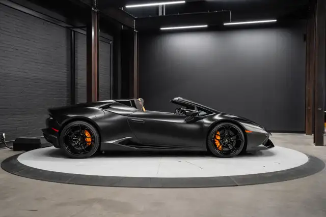 2016 Lamborghini Huracan LP 610-4 Spyder | Matte Black Wrap - Photo 33