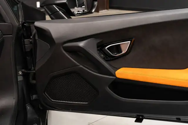 2016 Lamborghini Huracan LP 610-4 Spyder | Matte Black Wrap - Photo 117