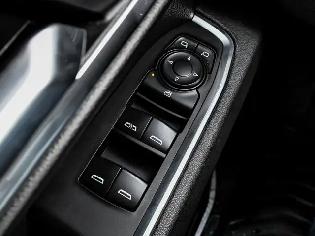 2025 Chevrolet Silverado 1500 LT 5.3L - Photo 18