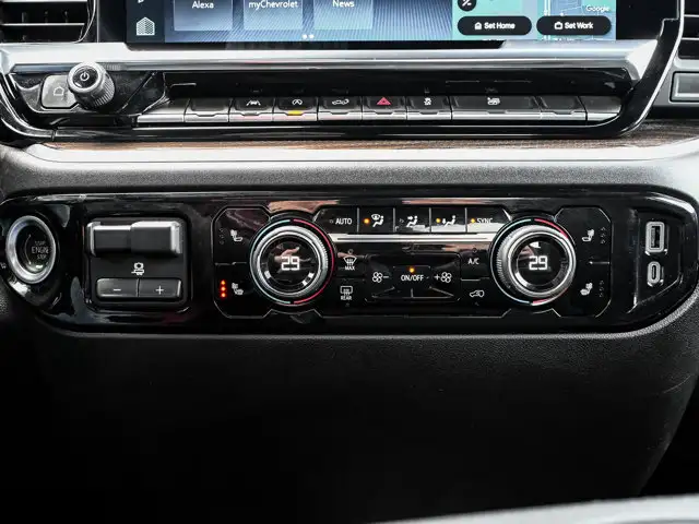 2025 Chevrolet Silverado 1500 LT 5.3L - Photo 27