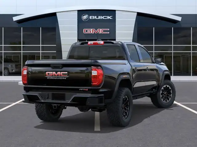 2026 GMC Canyon - Photo 4
