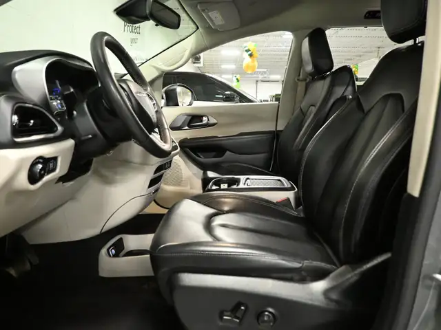 2023 Chrysler Pacifica Touring L No Accident Leather Heated Seat - Photo 23