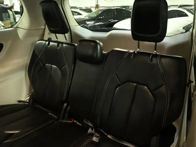 2023 Chrysler Pacifica Touring L No Accident Leather Heated Seat - Photo 25
