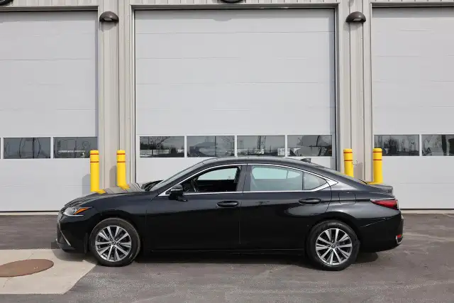 2021 Lexus ES ES250 AWD - LEATHER|SUNROOF|CAMERA|LANE ASSIST - Photo 3