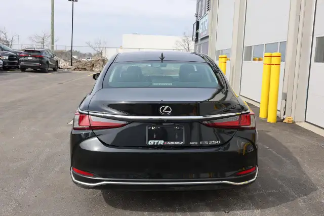 2021 Lexus ES ES250 AWD - LEATHER|SUNROOF|CAMERA|LANE ASSIST - Photo 5