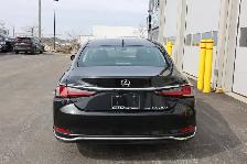 2021 Lexus ES ES250 AWD - LEATHER|SUNROOF|CAMERA|LANE ASSIST - Photo 5