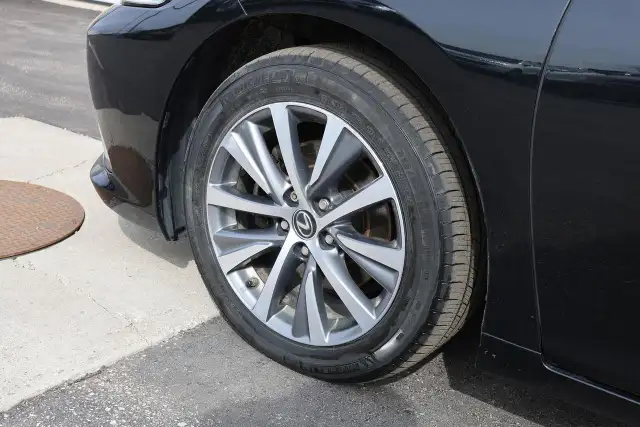2021 Lexus ES ES250 AWD - LEATHER|SUNROOF|CAMERA|LANE ASSIST - Photo 7